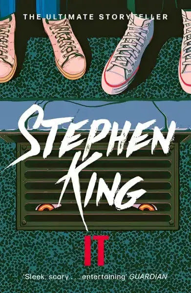 Horror book cover of IT by Stephen King published by Hodder and Stoughton Horror book cover of IT by Stephen King published by Hodder and Stoughton