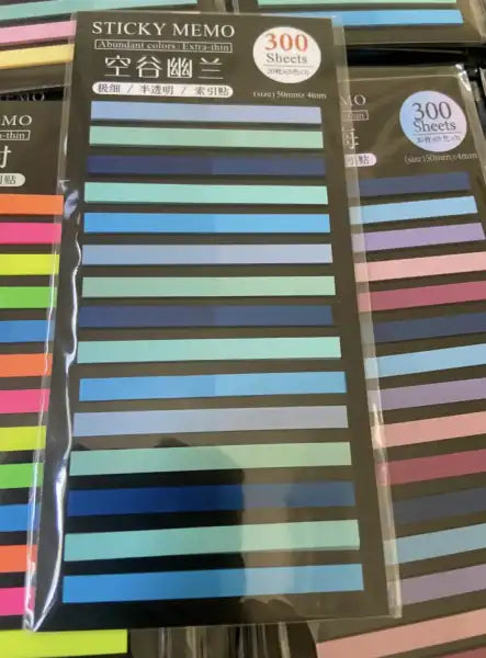 Blue-toned transparent sticky tabs for books and notes, 300-piece pack Blue-toned transparent sticky tabs for books and notes, 300-piece pack