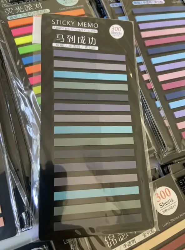 Packaged transparent sticky tabs for books and notes, colorful and self-adhesive Packaged transparent sticky tabs for books and notes, colorful and self-adhesive