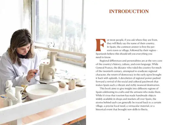 Vintage sewing machine in Suzanne Wales English books on Spanish artisans